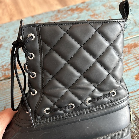 Sperry Quilted Black Duck Boots Womens Waterproof Fleece-Lined Winter Boots Sz 8 - Picture 6 of 7